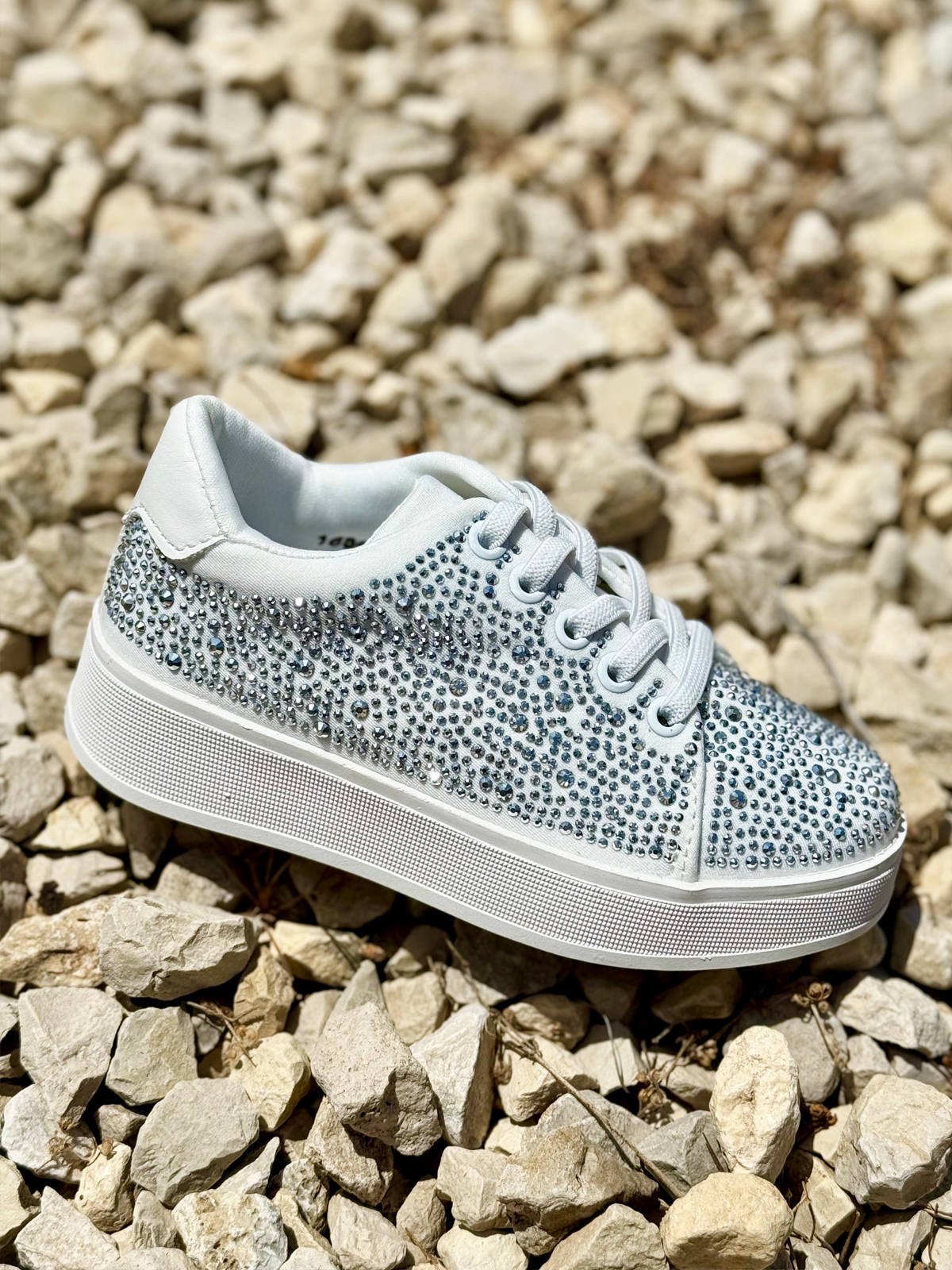 3 נעלי סניקרס נצנץ לילדות – תמונה 1